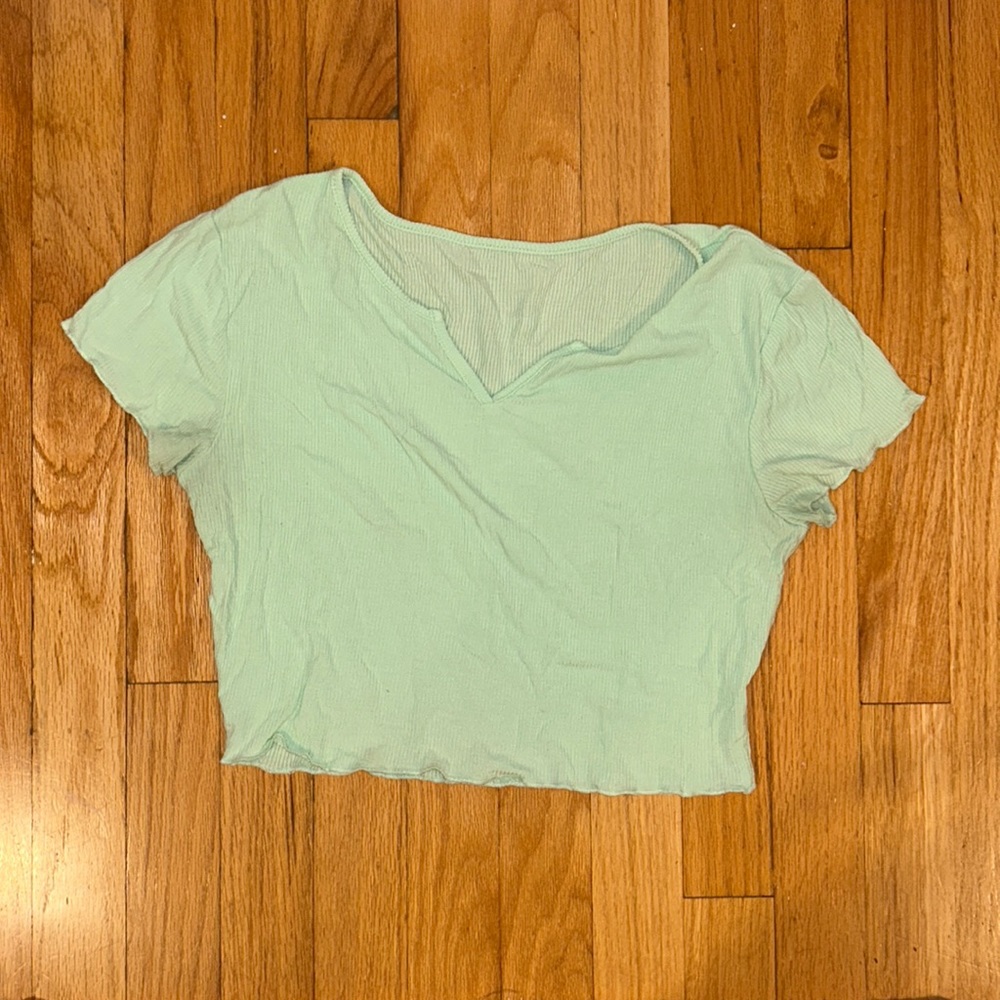 Basic mint green crop top